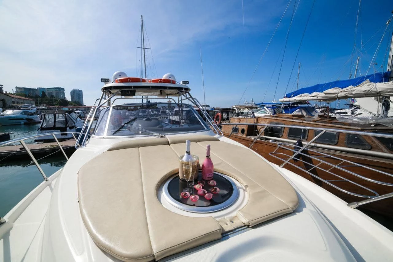 best-yacht-sochi.com-cranchi-pelican-32-.07.2021-best-yacht-sochi.com-cranchi-pelican-32-.04-4.jpg