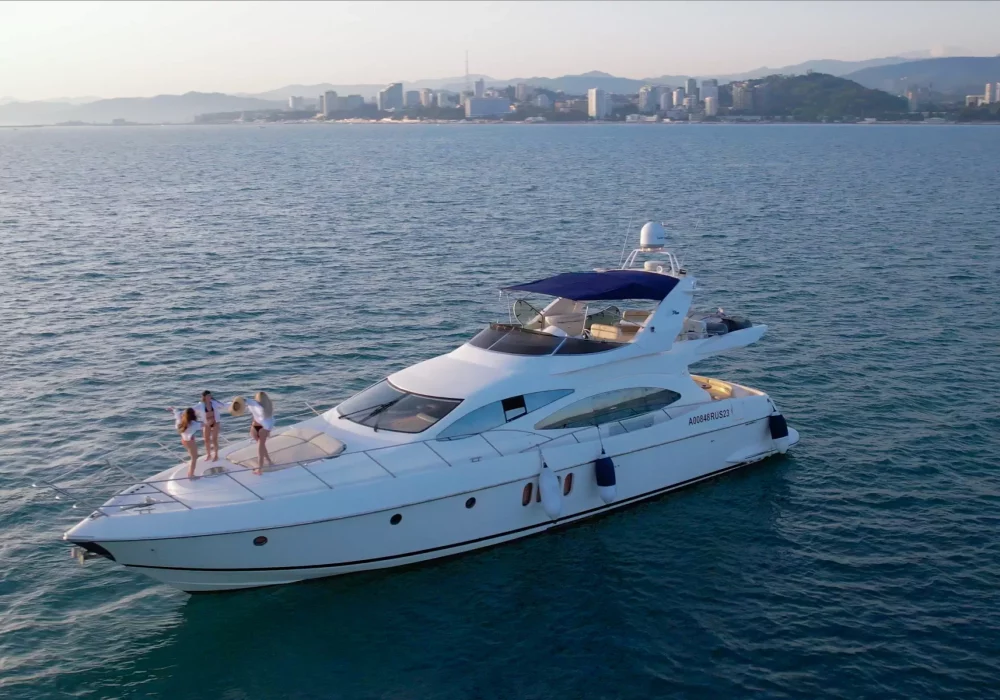 Azimut Fly